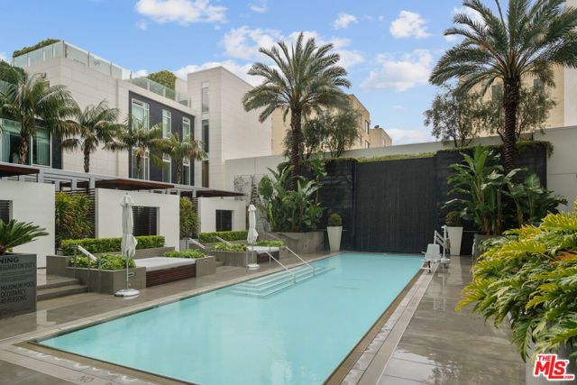 9000 W 3rd Street 106, Los Angeles, CA 90048