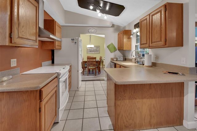 1559 W EUCLID AVENUE, Deland, FL 32720