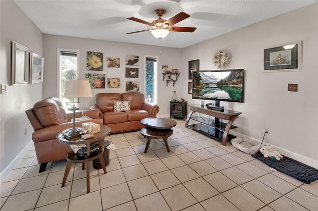 1559 W EUCLID AVENUE, Deland, FL 32720