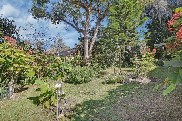 1559 W EUCLID AVENUE, Deland, FL 32720