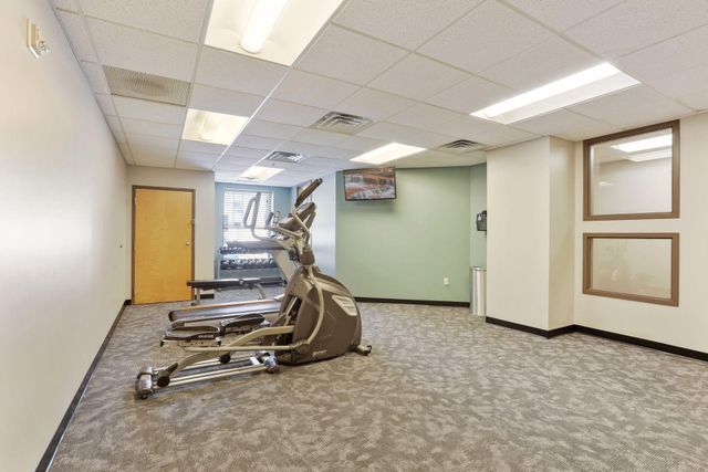 2900 University Avenue SE 305, Minneapolis, MN 55414