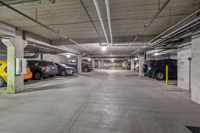 2900 University Avenue SE 305, Minneapolis, MN 55414