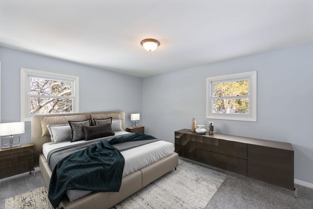 3705 Colonial Drive, Valparaiso, IN 46383