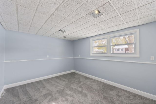 3705 Colonial Drive, Valparaiso, IN 46383