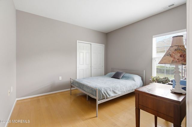 24 Valencia Drive, Manchester, NJ 08759
