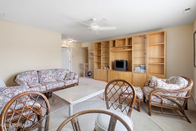 24 Valencia Drive, Manchester, NJ 08759