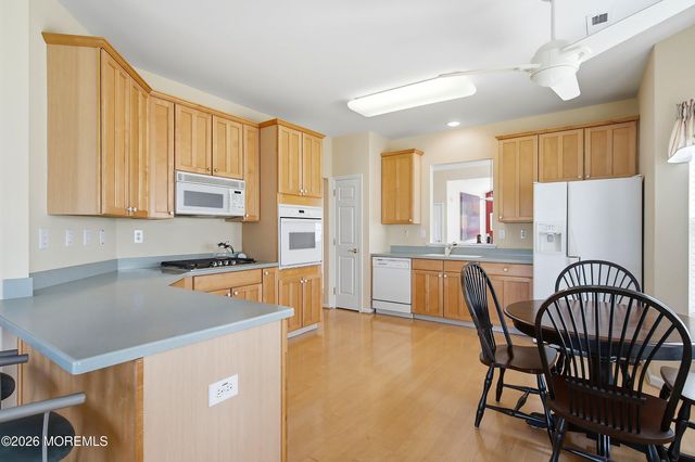 24 Valencia Drive, Manchester, NJ 08759