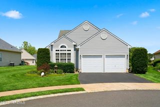 24 Valencia Drive, Manchester, NJ 08759