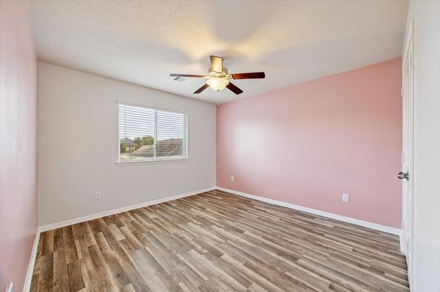 11718 Red Hummingbird Drive, Houston, TX 77047