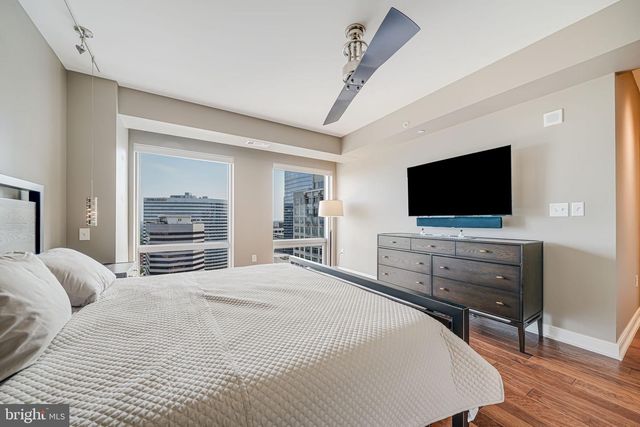 1111 19TH ST N #2703, Arlington, VA 22209