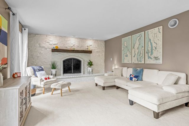 2160 Kewaunee Drive, Traverse City, MI 49686