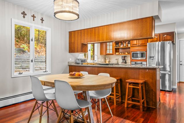 2160 Kewaunee Drive, Traverse City, MI 49686