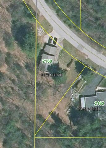 2160 Kewaunee Drive, Traverse City, MI 49686