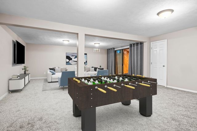 2160 Kewaunee Drive, Traverse City, MI 49686