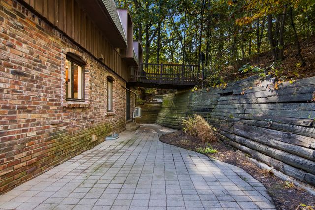 2160 Kewaunee Drive, Traverse City, MI 49686