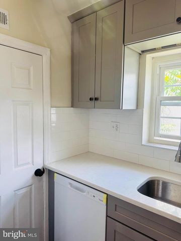 2610 CLEVELAND AVE, Claymont, DE 19703