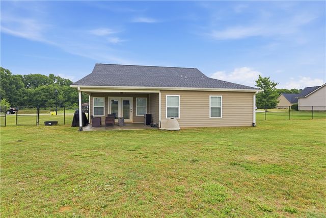 1018 Stoneham Circle, Anderson, SC 29626
