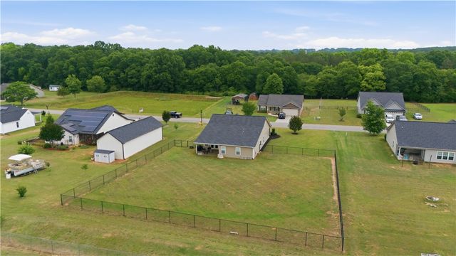 1018 Stoneham Circle, Anderson, SC 29626
