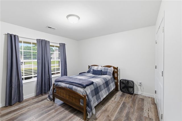 1018 Stoneham Circle, Anderson, SC 29626