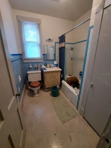 251 N BLUE LAKE AVENUE, Deland, FL 32724