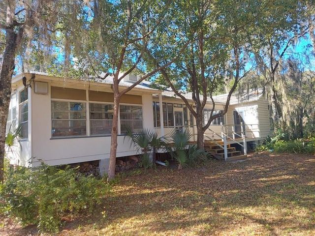251 N BLUE LAKE AVENUE, Deland, FL 32724