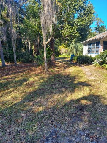 251 N BLUE LAKE AVENUE, Deland, FL 32724