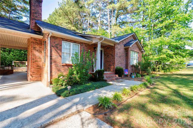 101 Doree Lane, Crouse, NC 28033