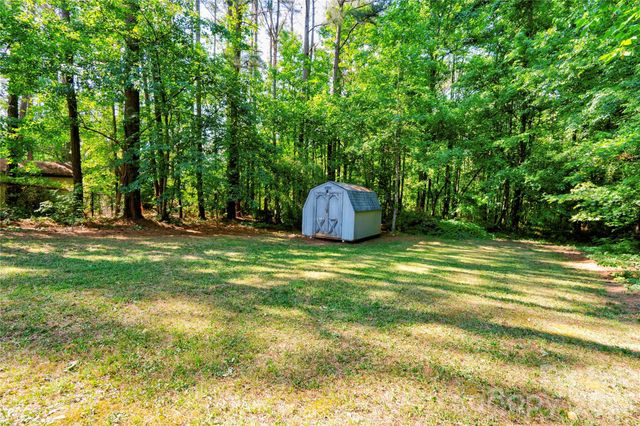 101 Doree Lane, Crouse, NC 28033