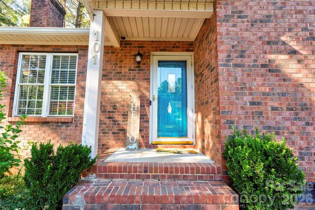 101 Doree Lane, Crouse, NC 28033