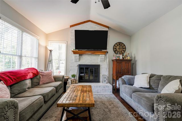 101 Doree Lane, Crouse, NC 28033