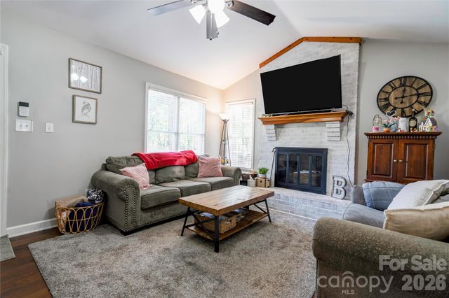 101 Doree Lane, Crouse, NC 28033