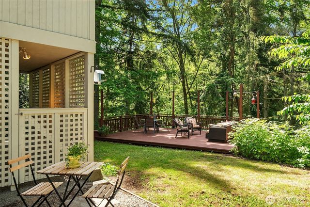 8760 SW 190th Street, Vashon, WA 98070