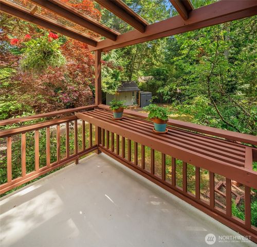 8760 SW 190th Street, Vashon, WA 98070