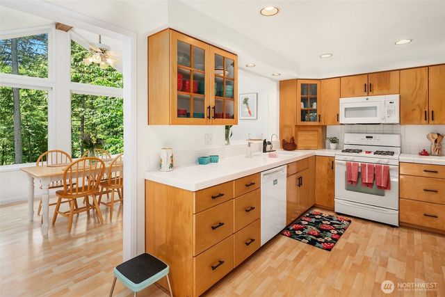 8760 SW 190th Street, Vashon, WA 98070