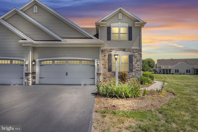427 CARMELLA DRIVE, Mechanicsburg, PA 17050