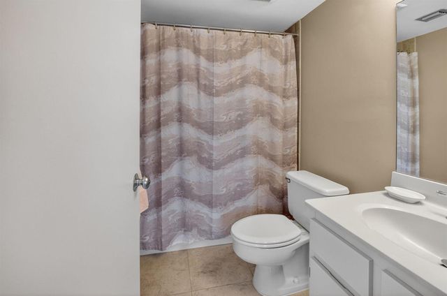 3420 S Ocean Boulevard 12t, Highland Beach, FL 33487