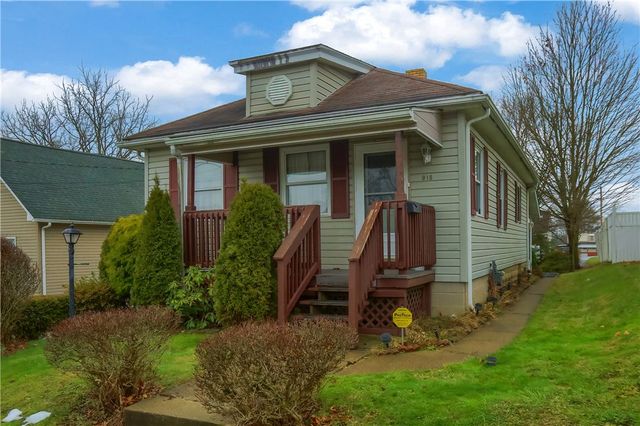 916 Temple Ave, New Castle, PA 16101
