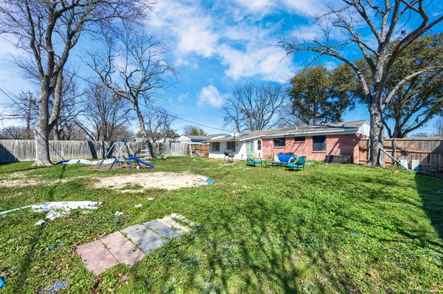 4621 San Marcus Drive, Mesquite, TX 75150