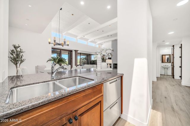 11151 E PROSPECT POINT Drive, Scottsdale, AZ 85262