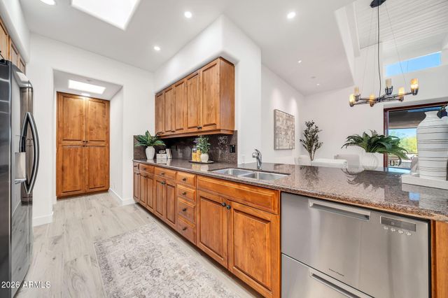 11151 E PROSPECT POINT Drive, Scottsdale, AZ 85262