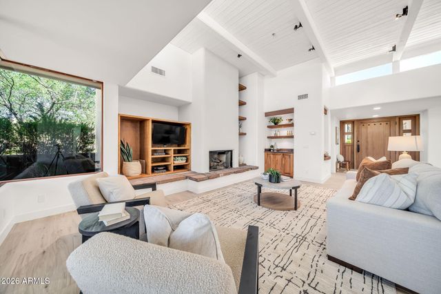 11151 E PROSPECT POINT Drive, Scottsdale, AZ 85262