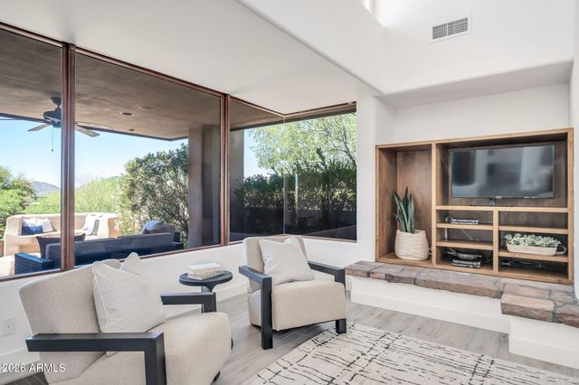 11151 E PROSPECT POINT Drive, Scottsdale, AZ 85262