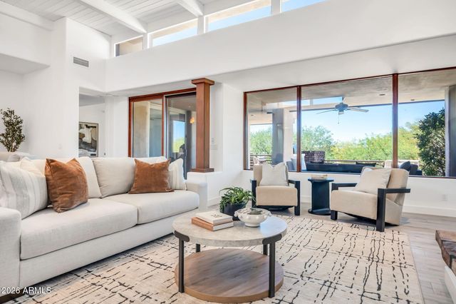 11151 E PROSPECT POINT Drive, Scottsdale, AZ 85262