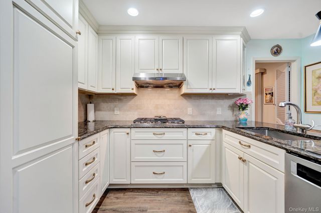 622 Harrison Avenue, East Meadow, NY 11554