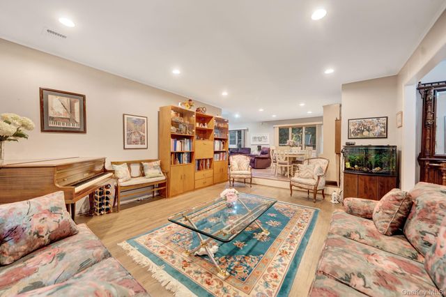 622 Harrison Avenue, East Meadow, NY 11554