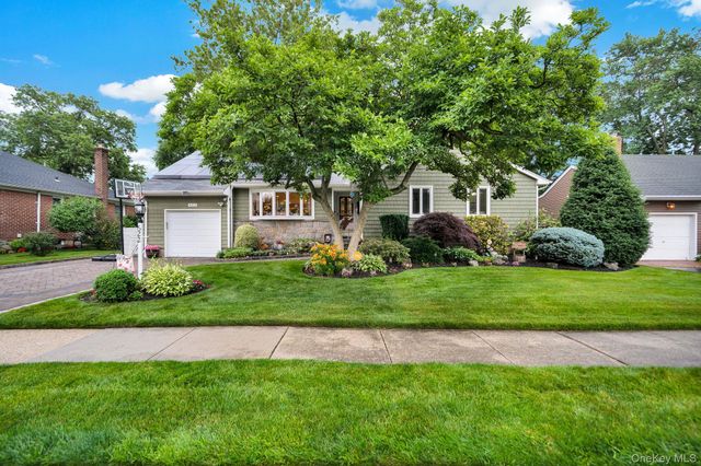 622 Harrison Avenue, East Meadow, NY 11554