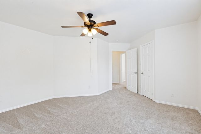 11860 Porcupine Drive, Fort Worth, TX 76244