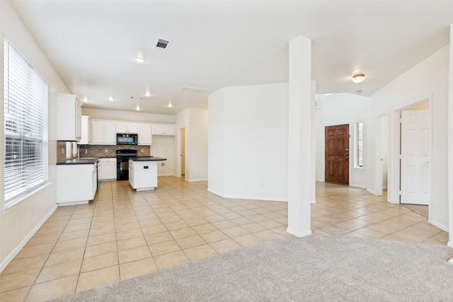 11860 Porcupine Drive, Fort Worth, TX 76244