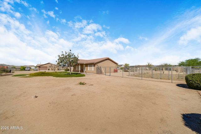 13105 S 209th Lane, Buckeye, AZ 85326