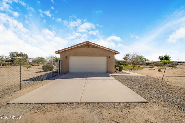 13105 S 209th Lane, Buckeye, AZ 85326
